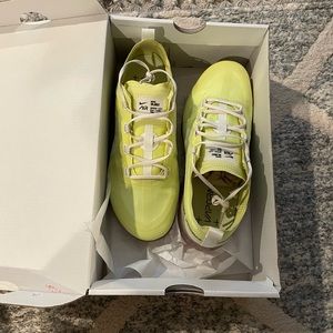 Nike Air VaporMax SE NWT